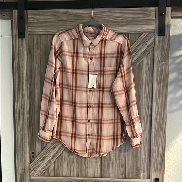 NWT SO Pink Plaid Button Down Shirt Size L - Picture 1 of 9